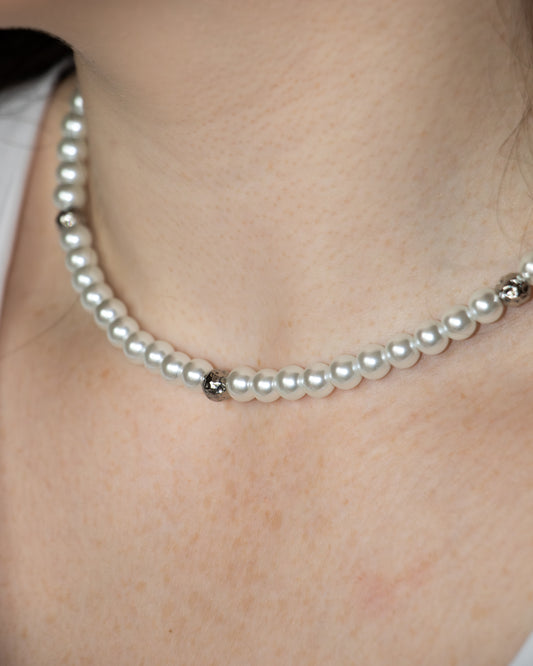 PURETÉ | Collier intemporel perles nacres et perles texturées