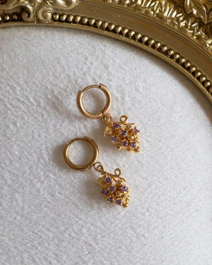 ABONDANCE | Boucles d'oreilles créoles en acier inoxydable et pendentifs raisins