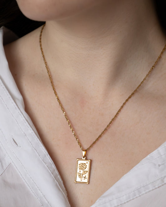 ÉCLOSION | Collier chaîne fine avec pendentif fleur détaillé