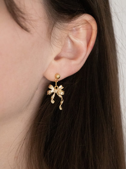 PRÉCIOSITÉ | Boucles d'oreilles noeud ruban